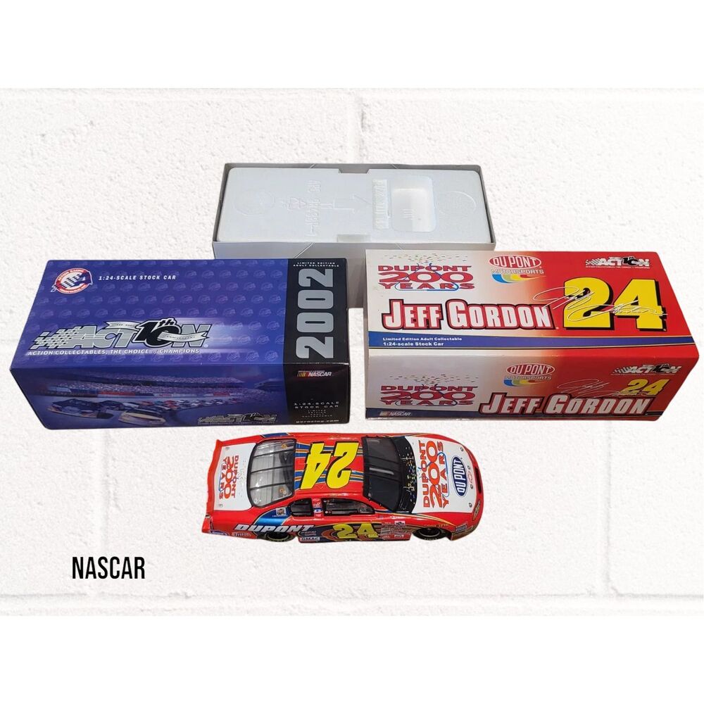 2002 Jeff Gordon #24 DuPont 200th Anniv.Celebration Diecast Car w/box.